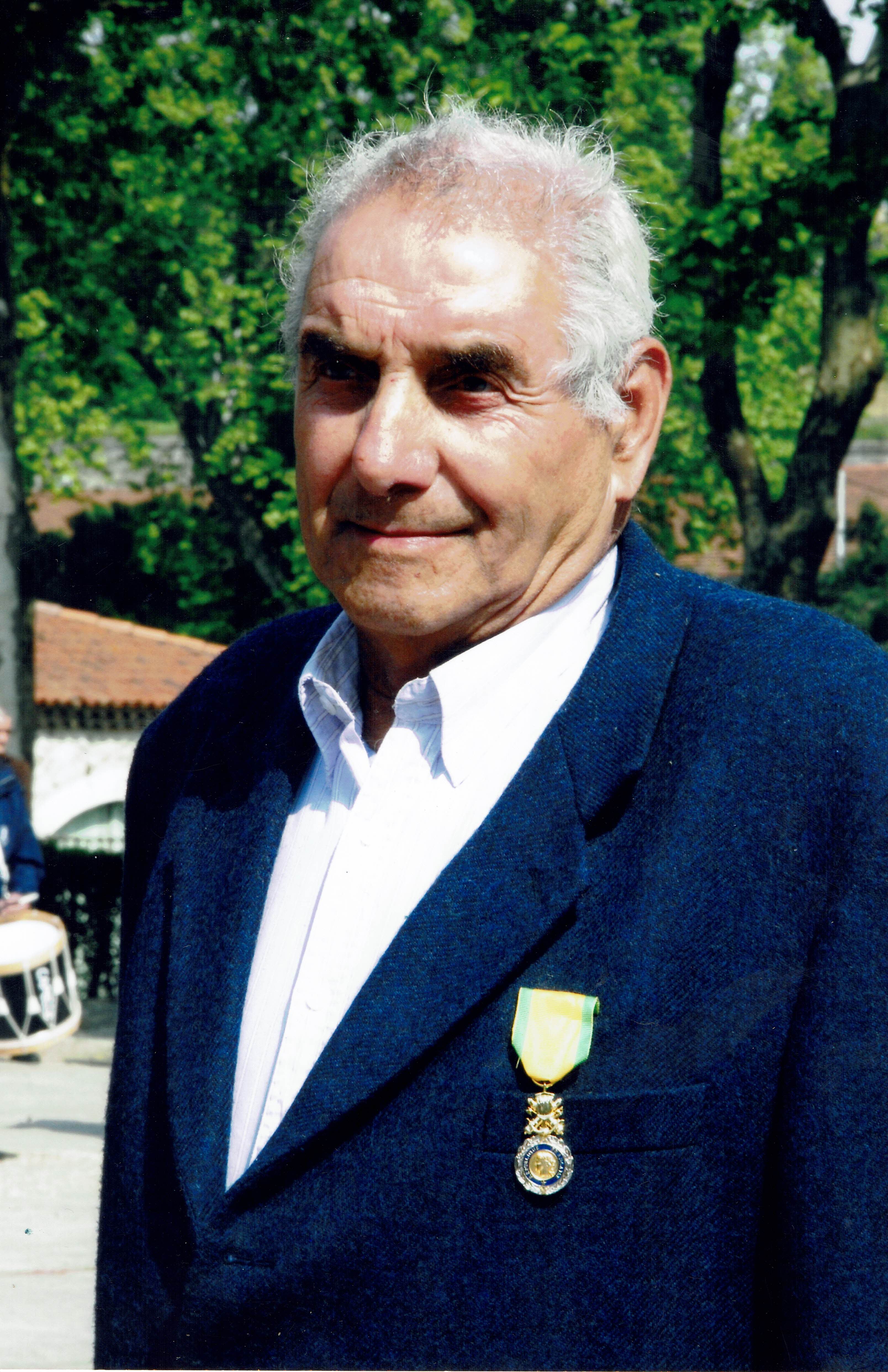 Robert BERNARDO