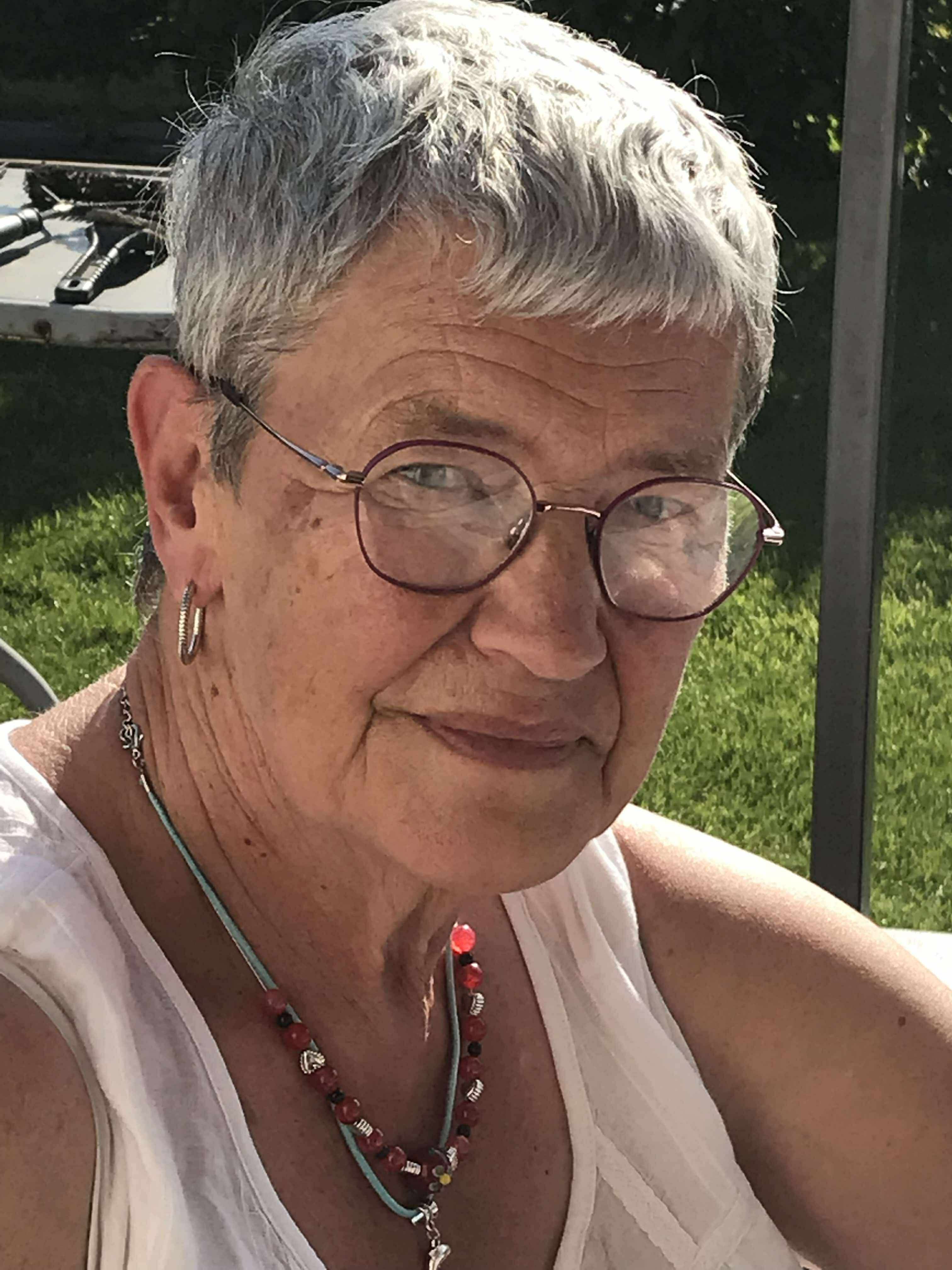 Nadine LOQUET